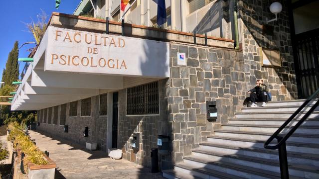 Facultad de Psicología de la Universidad de Granada.
