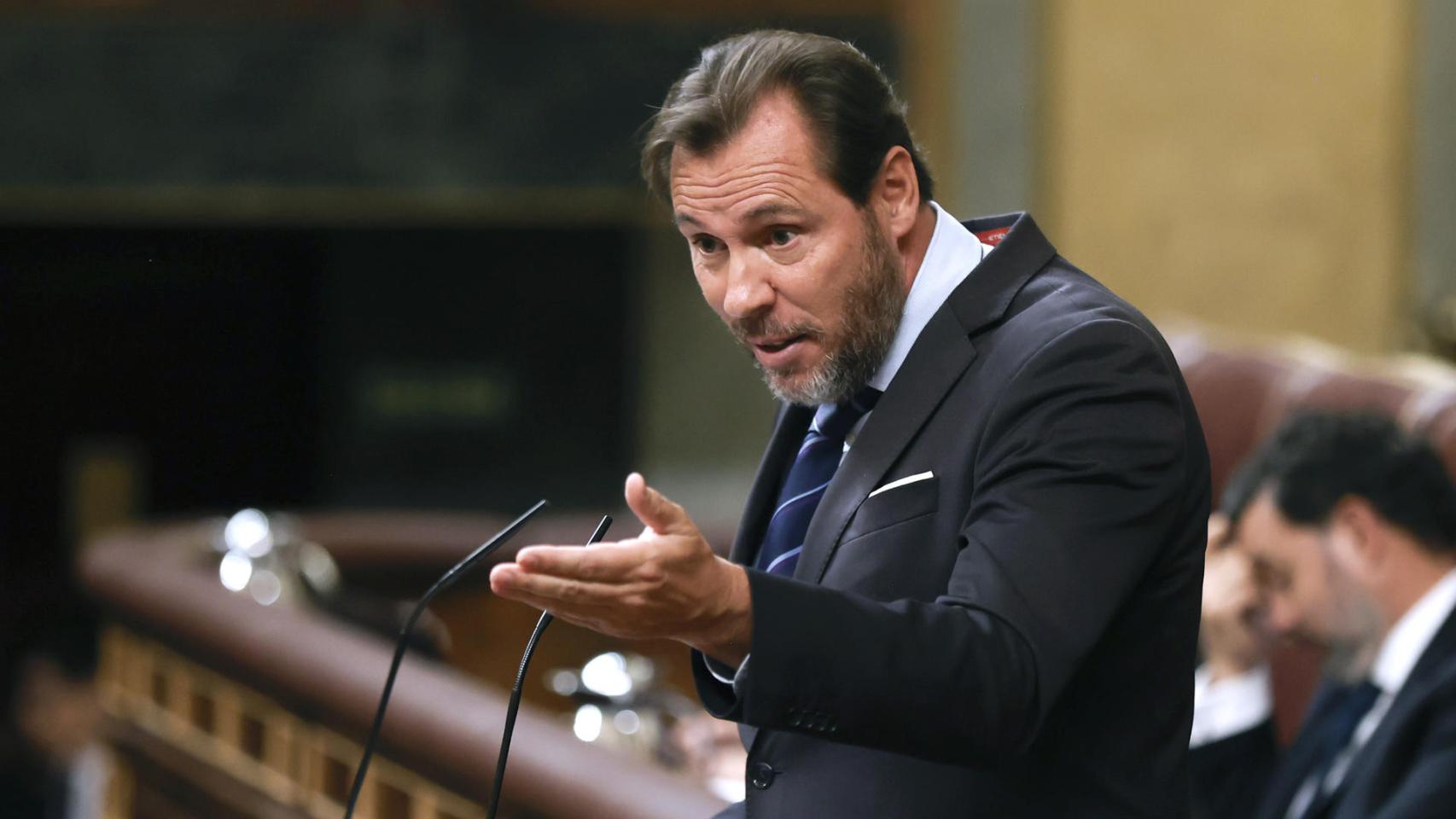 El diputado del PSOE y exalcalde de Valladolid, ÓScar Puente, este viernes en el Congreso de los Diputados.