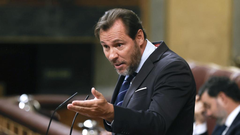 El diputado del PSOE y exalcalde de Valladolid, ÓScar Puente, este viernes en el Congreso de los Diputados.