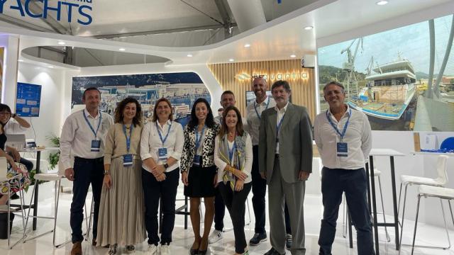 La delegación del puerto de Cartagena, Navantia y Yacht Port en el salón náutico Mónaco Yacht Show.