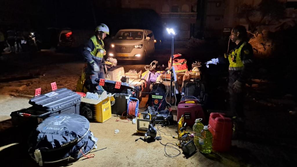 El equipo material de los bomberos en Derna (Libia). EE