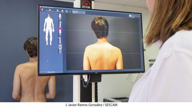 Castilla-La Mancha dota al servicio de Dermatología de Guadalajara de un equipo con el que realizar un mapeo corporal total