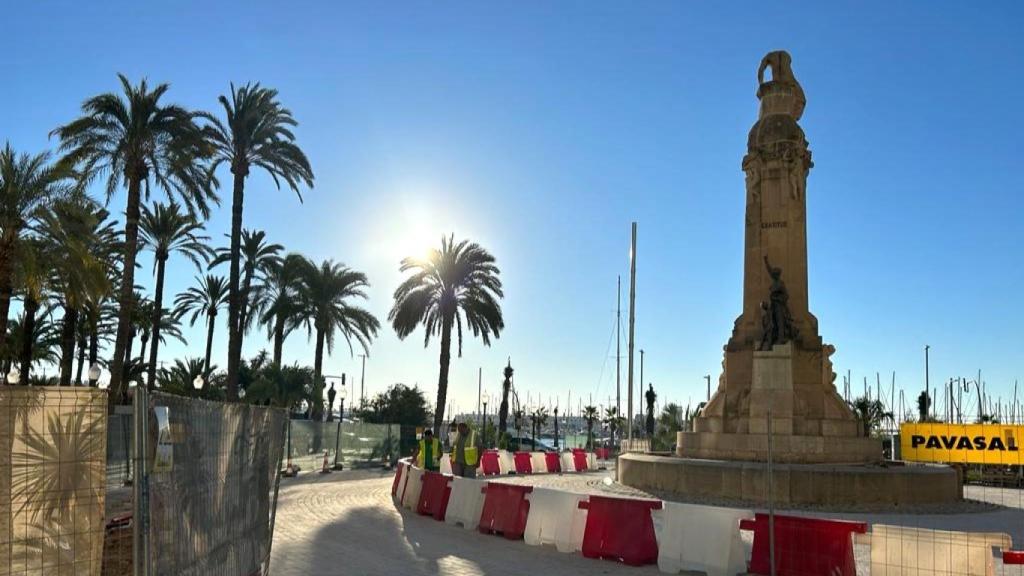 La rotonda de Canalejas en obras.