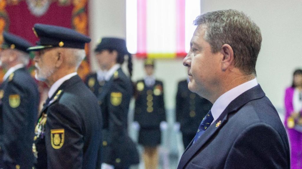 Otra imagen de García-Page en el acto de la Policía Nacional