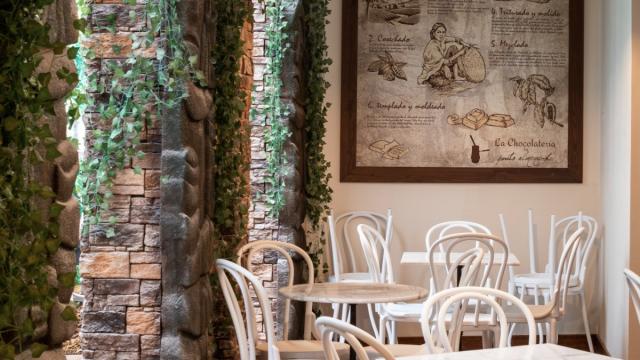 Decoración tematizada de la Chocolatería by Justo Almendrote.