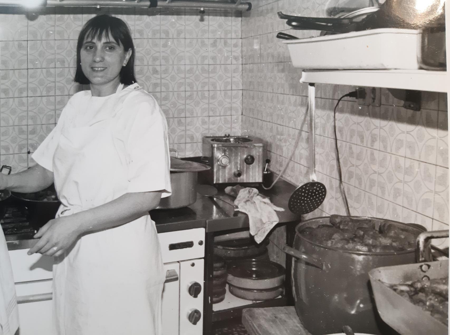 Minica Collantes en la cocina