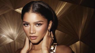 Zendaya se atreve con un vestido-cremallera de lo más espectacular