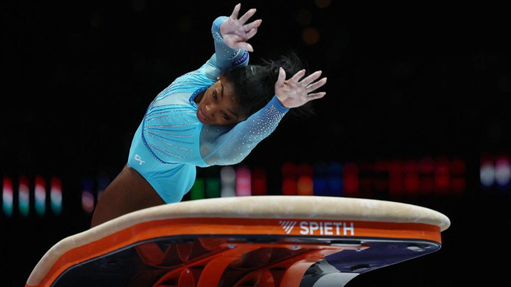 Simone Biles, durante una competición.