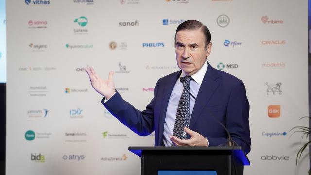 Pedro J. Ramírez, presidente ejecutivo y director de EL ESPAÑOL, durante su intervención en la inauguración del IV Simposio del Observatorio de la Sanidad ‘Los cambios que necesita la sanidad actual’.