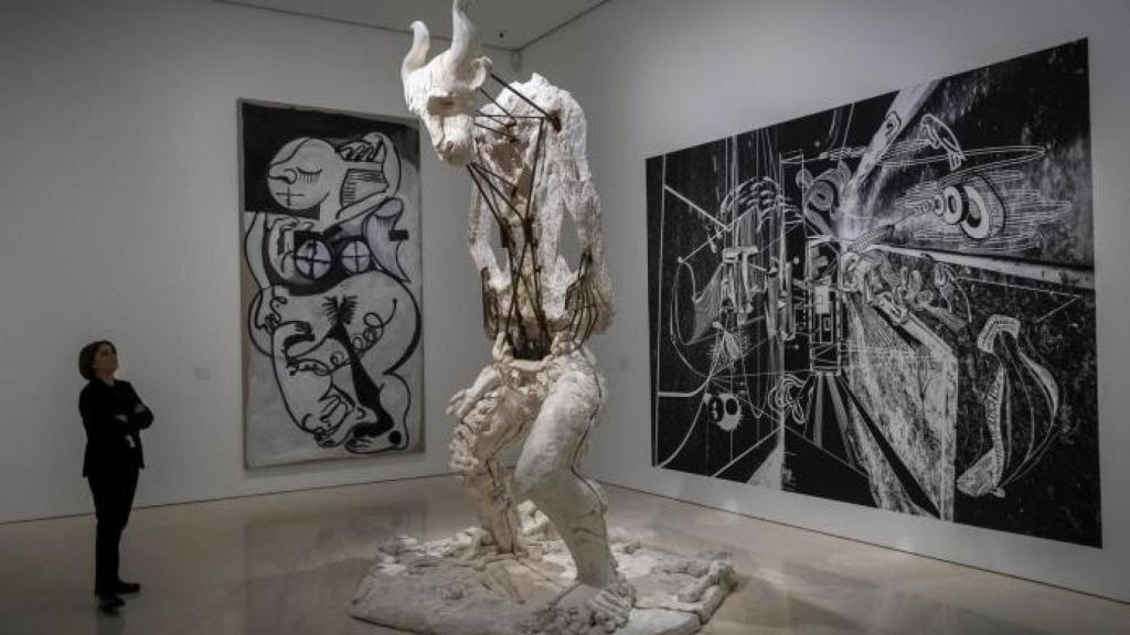 Obra Minotaur, de Thomas Houseago, expuesta en el Museo Picasso de Málaga.