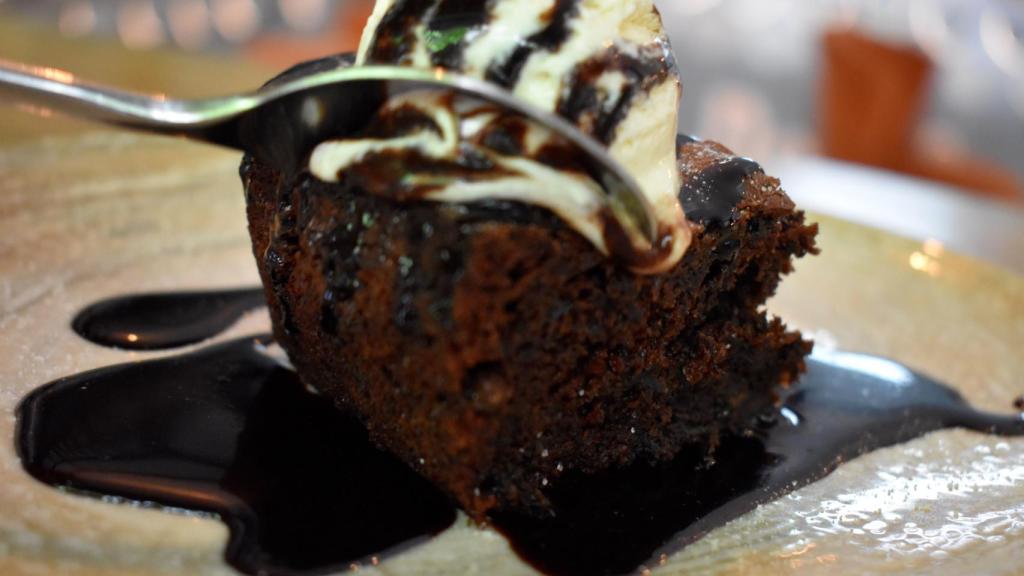 POSTRE BROWNIE CHOCOLATE CON ATUN II