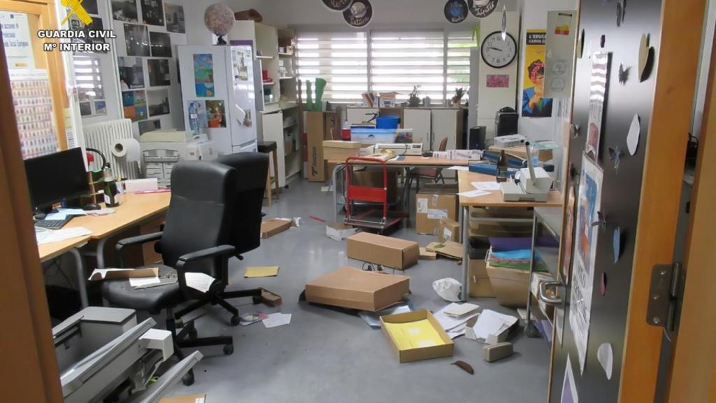 Estudiantes de un instituto de San Vicente del Raspeig colaboran en robos al centro por valor de 14.000€