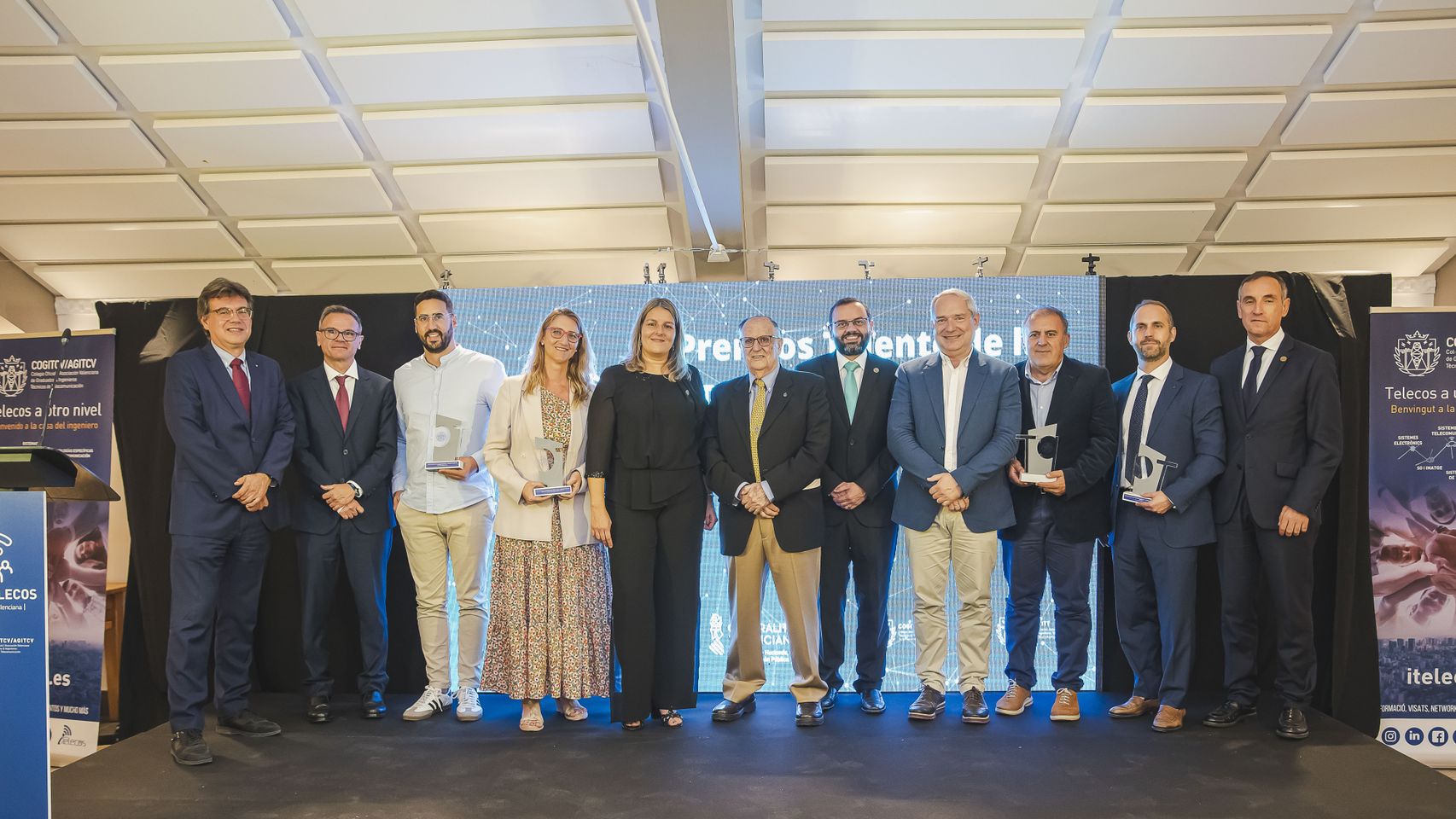 Alicante Futura, galardonada como 'Mejor iniciativa pública' en el Foro Telecos CV 2023