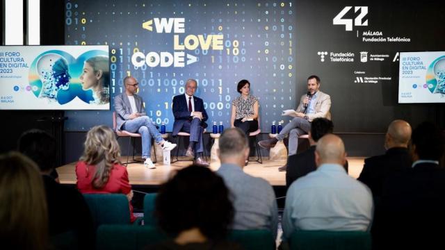 Acto de inauguración del III Foro Cultura en Digital de Fundación Telefónica, celebrado en el campus de programación 42 Málaga