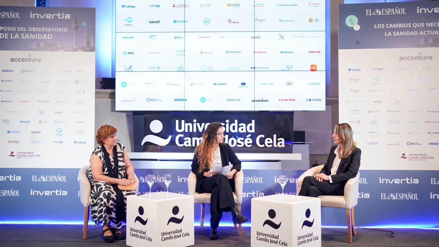 Imagen de la conversación a dos bajo el título 'Ciberseguridad', en la tercera jornada del IV Observatorio de la Sanidad 'Los cambios que necesita la sanidad actual'.