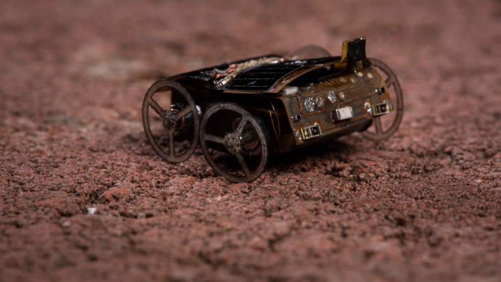 MilliMobile robot autónomo solar
