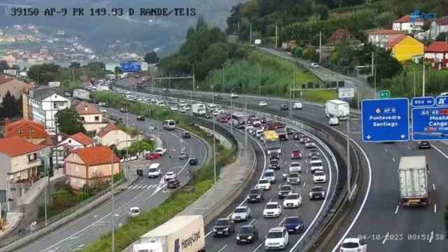 Retenciones en la entrada a Vigo minutos antes de las 9 de la mañana.