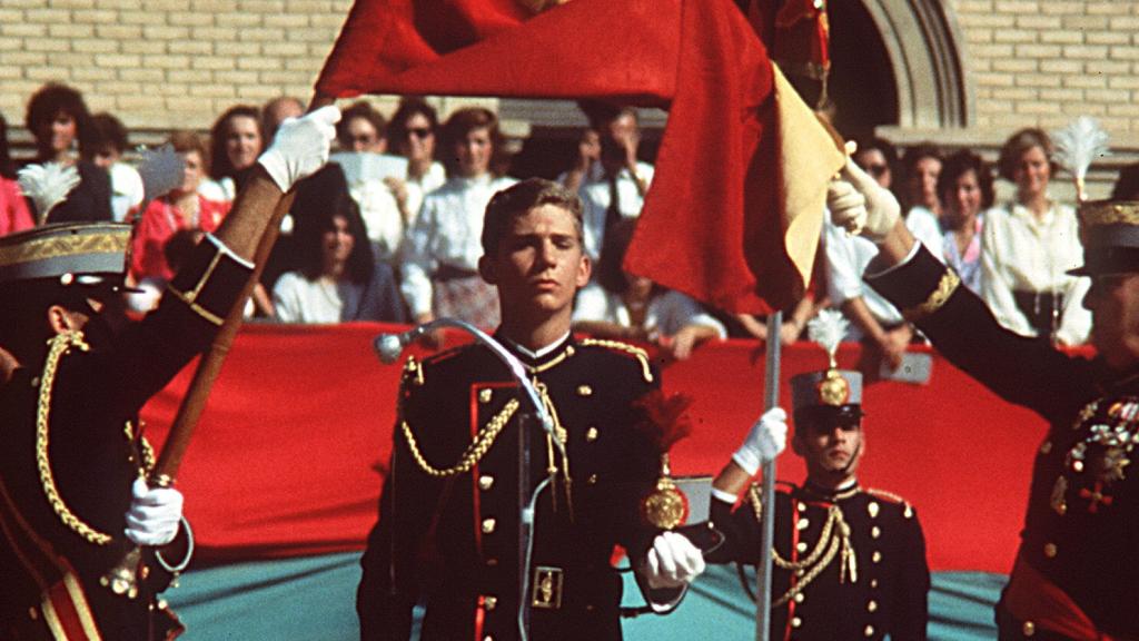 El día que el príncipe Felipe juró bandera en Zaragoza como la cadete Leonor hará este sábado: así se vivió