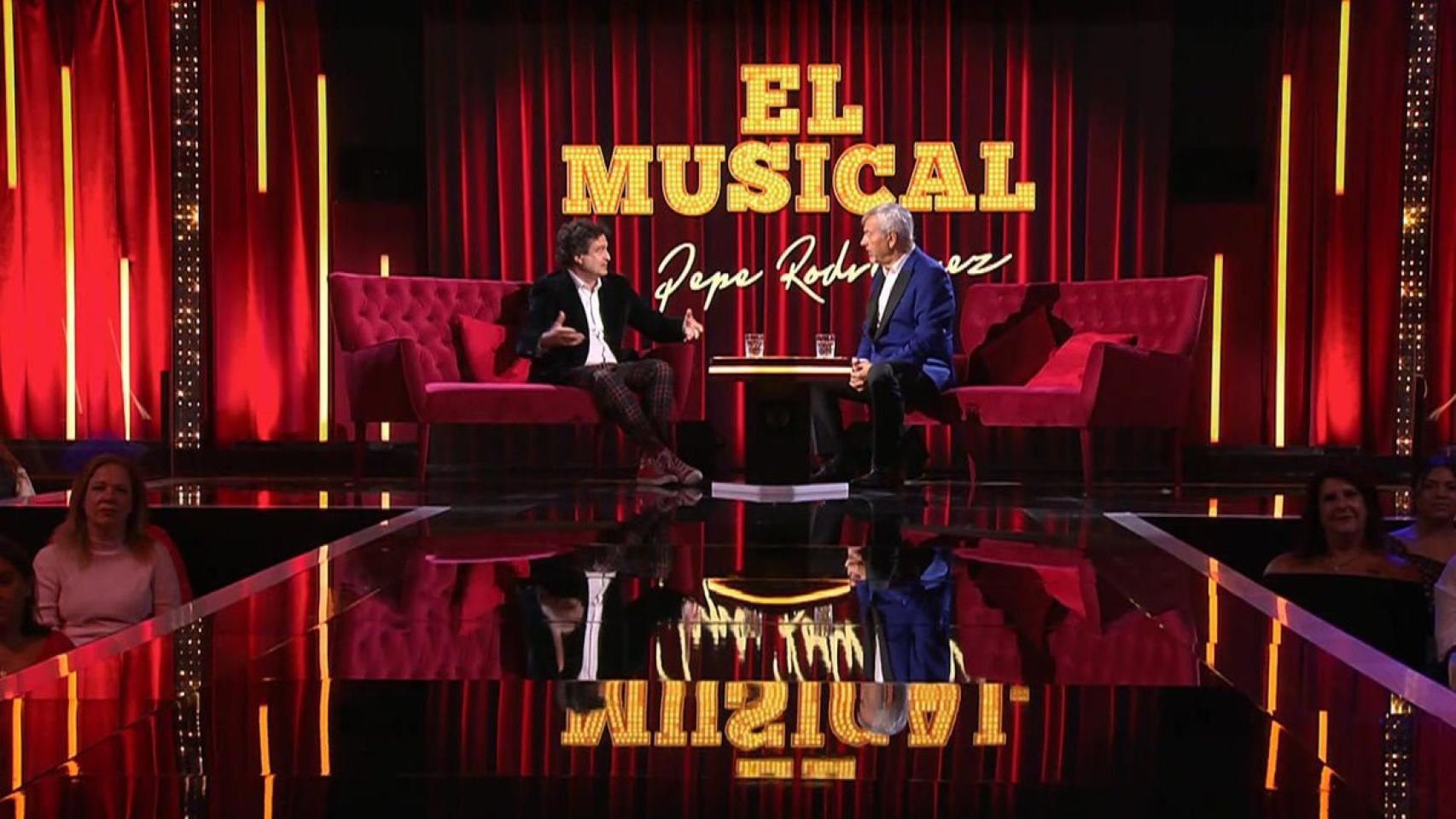 Pepe Rodríguez con Carlos Sobera en El musical de tu vida
