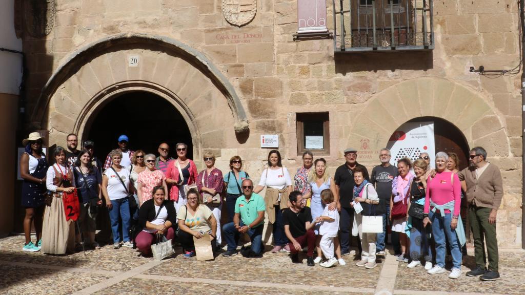 Viajeros del tren medieval de Sigüenza