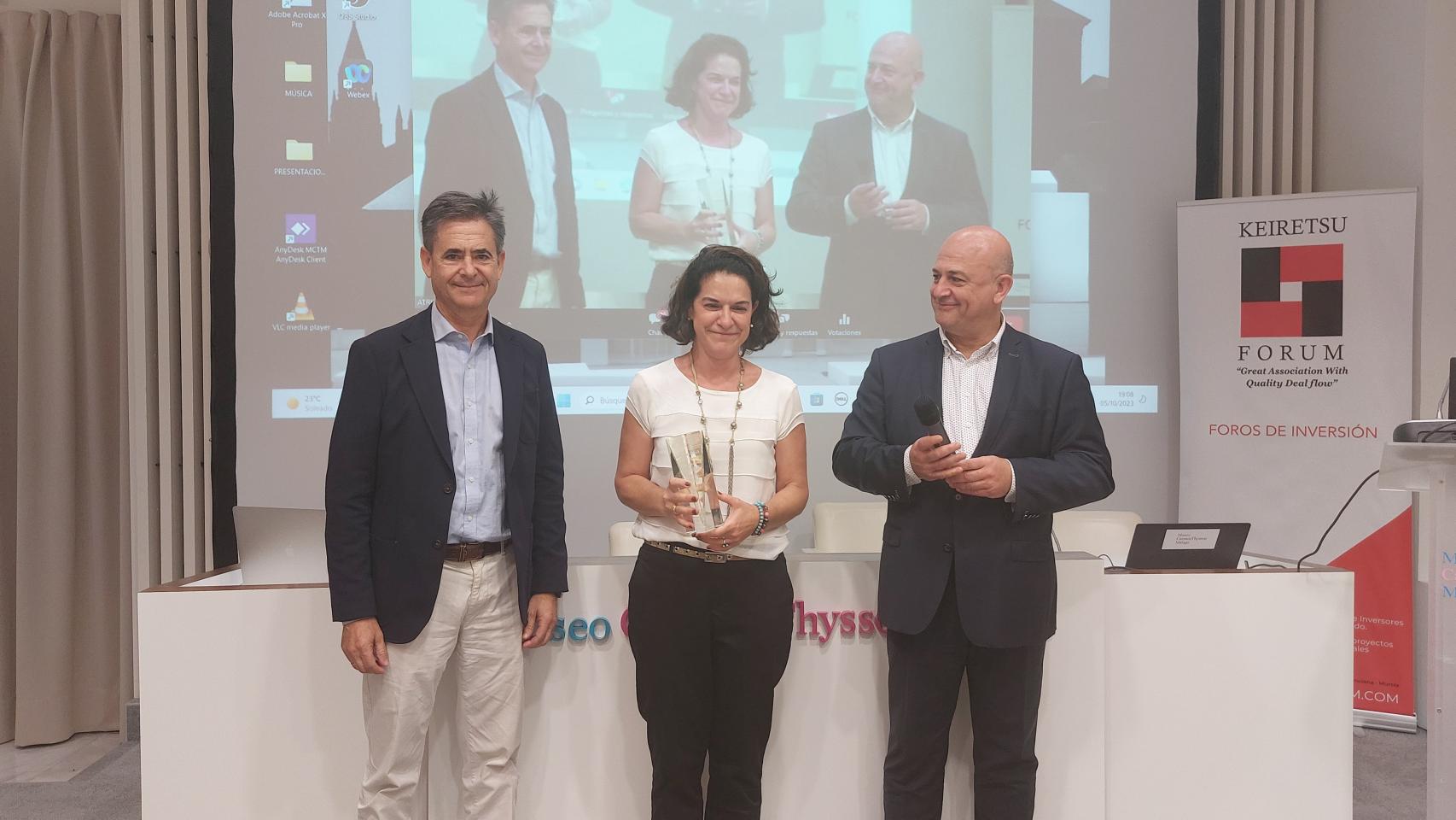 De izq. a derecha: Álvaro Simón de Blas, Vicepresidente de Keiretsu Forum Andalucía y Director General de BIC Euronova, Covadonga Fernández Nebrada, CEO co-fundadora de Datlight y Ramón Cano, Presidente de Keiretsu Forum Andalucía y CEO de Byevolution Creative Factory.