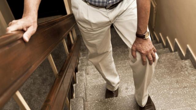 ¿Cuándo se puede obligar a una comunidad a poner ascensor?