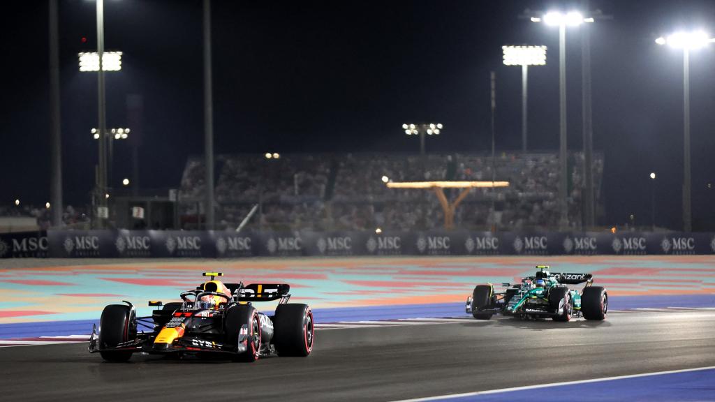 Checo Pérez y Fernando Alonso durante la Clasificación de Catar
