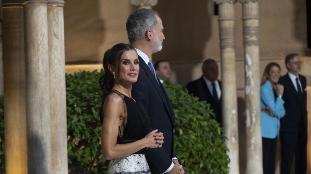 Los reyes Felipe VI y Letizia en La Alhambra, Granada,