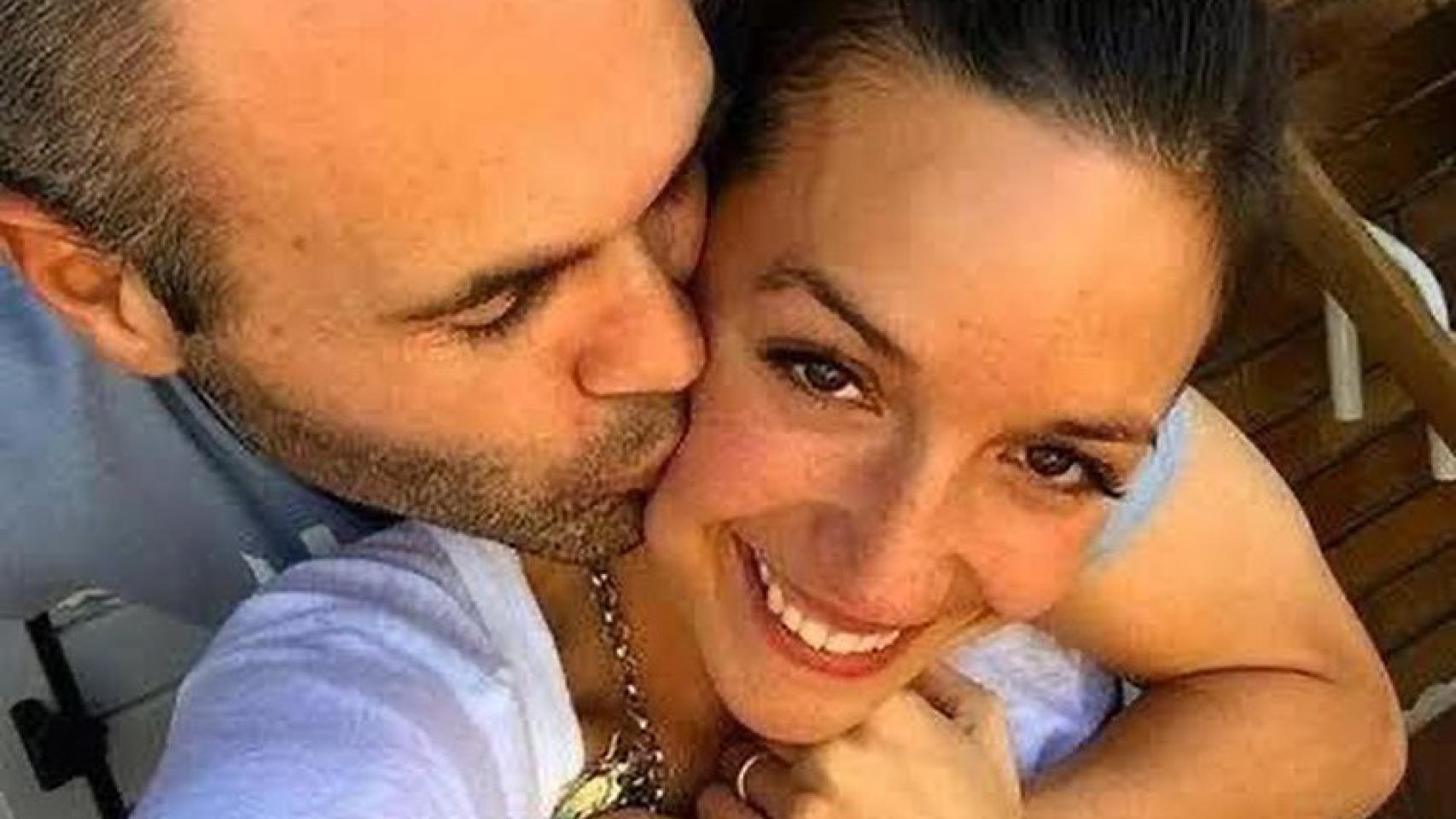 Imágenes del día: Andrés Iniesta celebra sus 16 años de amor con Anna Ortiz