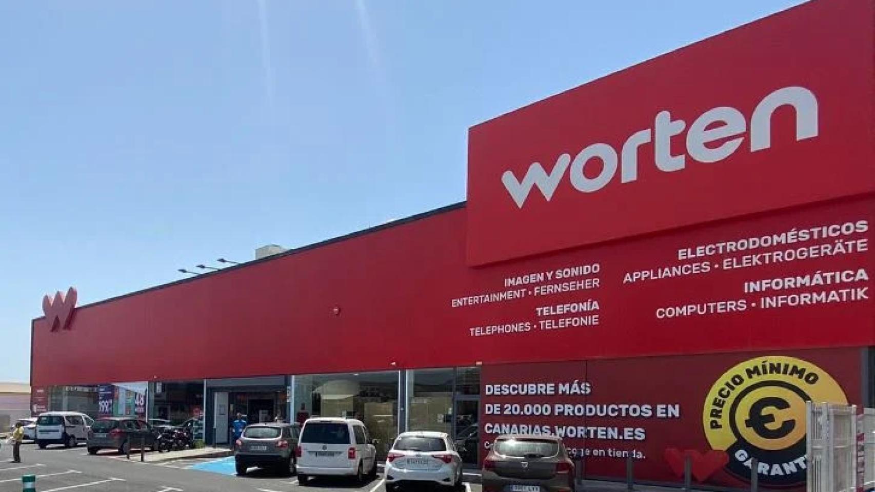 Fachada de tienda de Worten