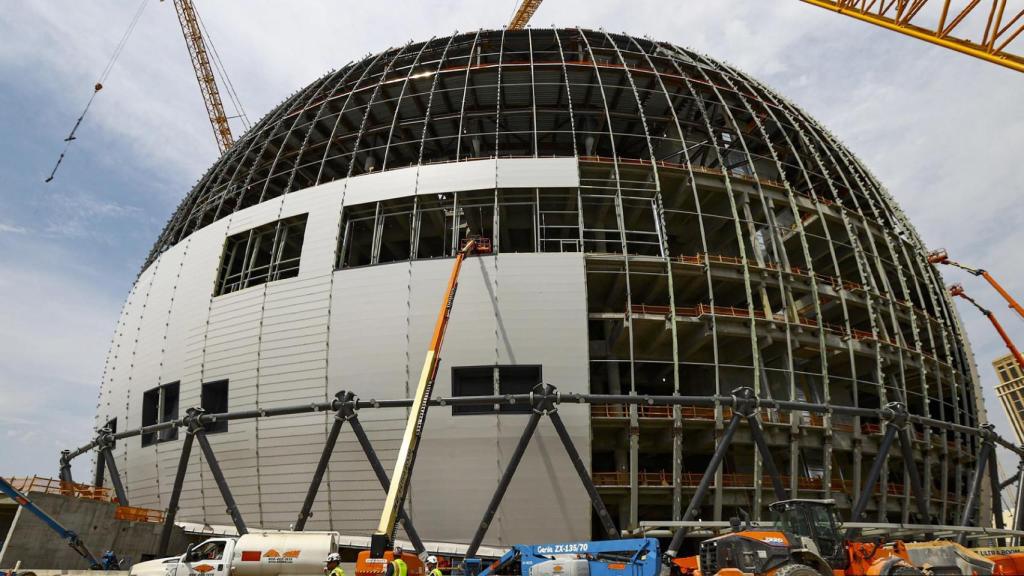 Momento de la construcción de The Sphere.
