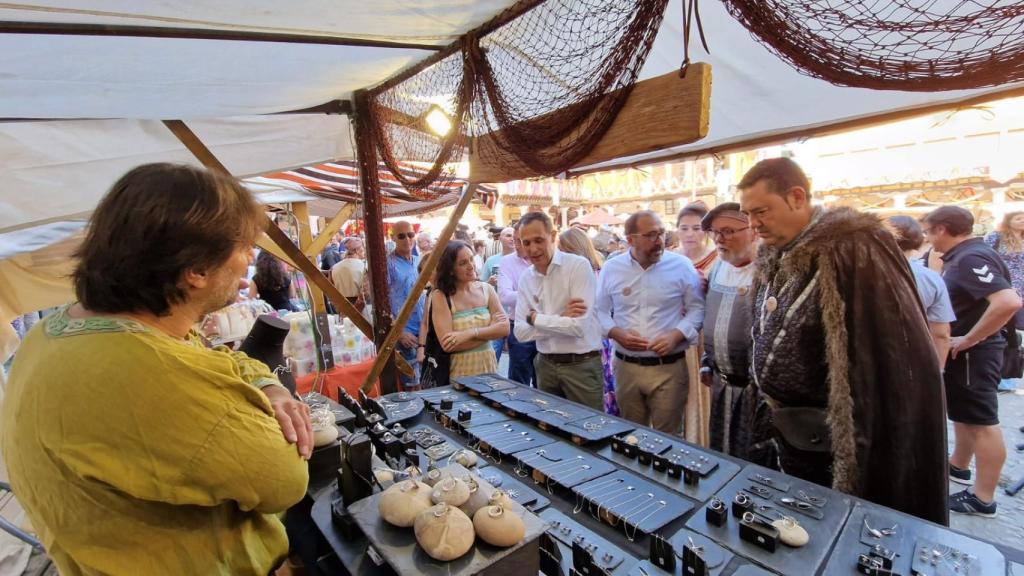 Arranca la XXX edición del Mercado Medieval de Tordesillas con el pregón de Conrado Íscar