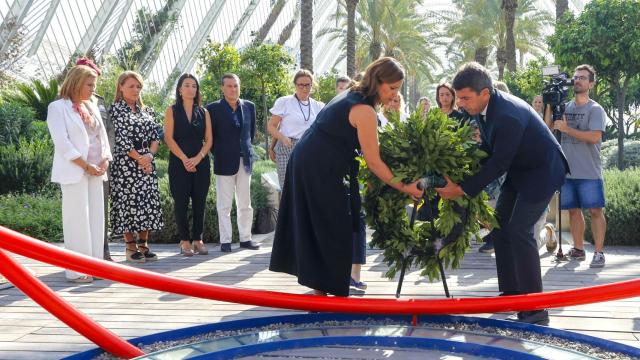Carlos Mazón y María José Català en el homenaje a las víctimas de la Covid.
