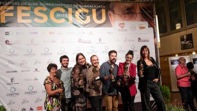 Foto de familia de los premiados.