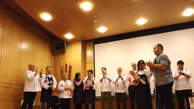 Cocinar a ciegas: la riojana Mariví Martínez gana el III Concurso Nacional de Cocina para Invidentes.
