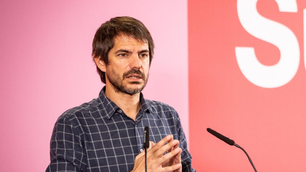 El portavoz de Sumar, Ernest Urtasun, este lunes en la sede del partido.