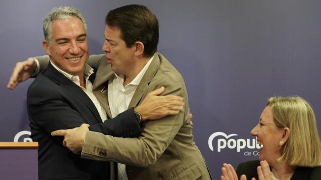 El Coordinador General del PP, Elías Bendodo y el presidente del PP de Castilla y León, Alfonso Fernández Mañueco clausuran en Valladolid, la Junta Directiva Autonómica del PP de Castilla y León