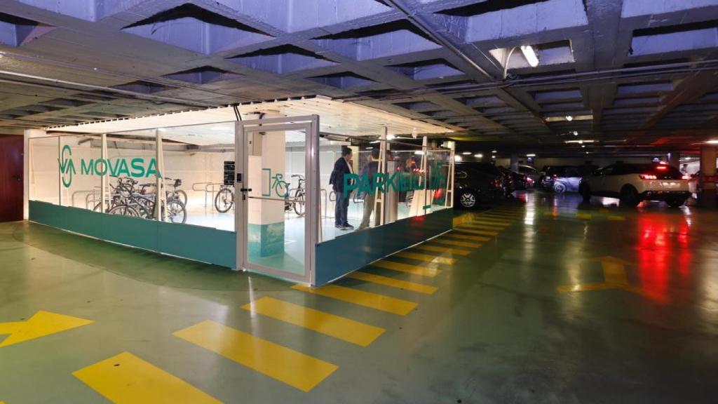 La nueva estación de Parkibici en el aparcamiento de la Plaza Mayor