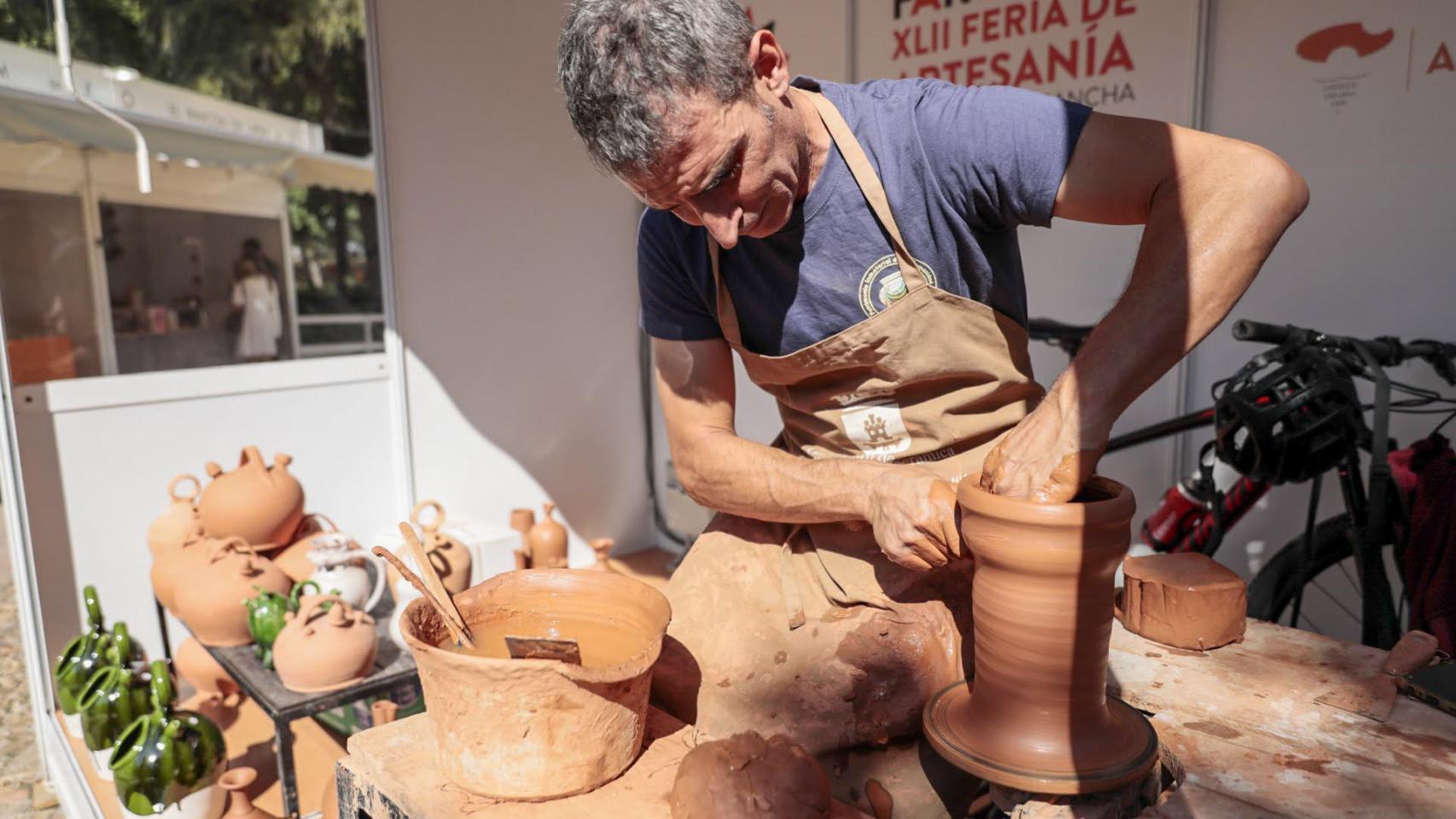 Todas las fotos de la inauguración de la XLII Feria de Artesanía de Castilla-La Mancha