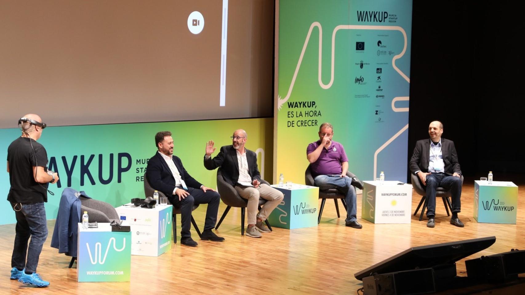Algunos de los asistentes al Waykup Forum de 2022.