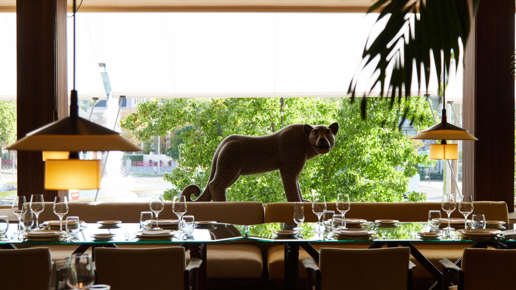 Una imagen del interior del restaurante Trocadero Commodore en Madrid.