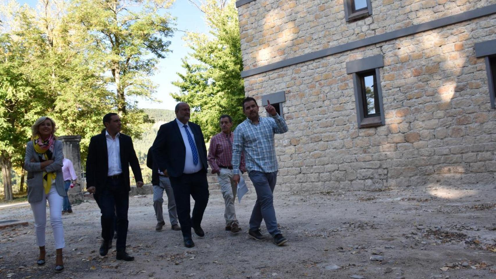 Visita a las obras de la nueva hospedería.