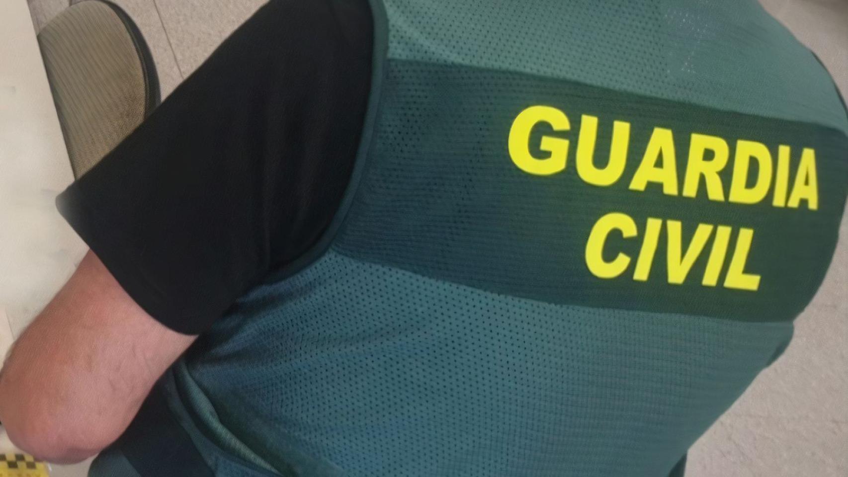 Dos jóvenes detenidos y un investigado por atracar varios comercios en A Guarda (Pontevedra)