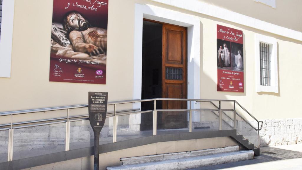 Fachada del Museo de San Joaquín y Santa Ana