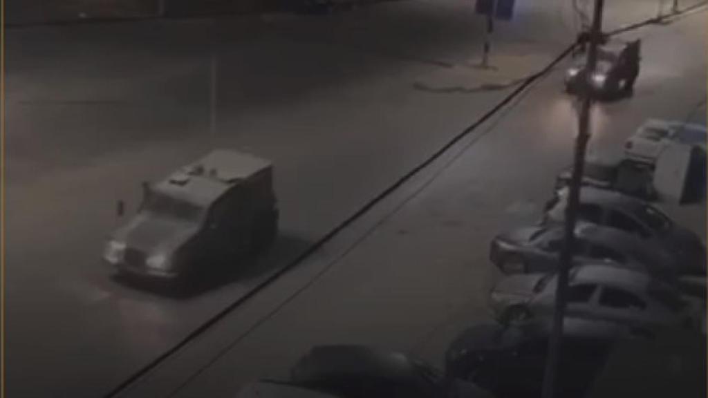 Imagen de presuntos vehículos militares entrando en Naplusa esta madrugada.