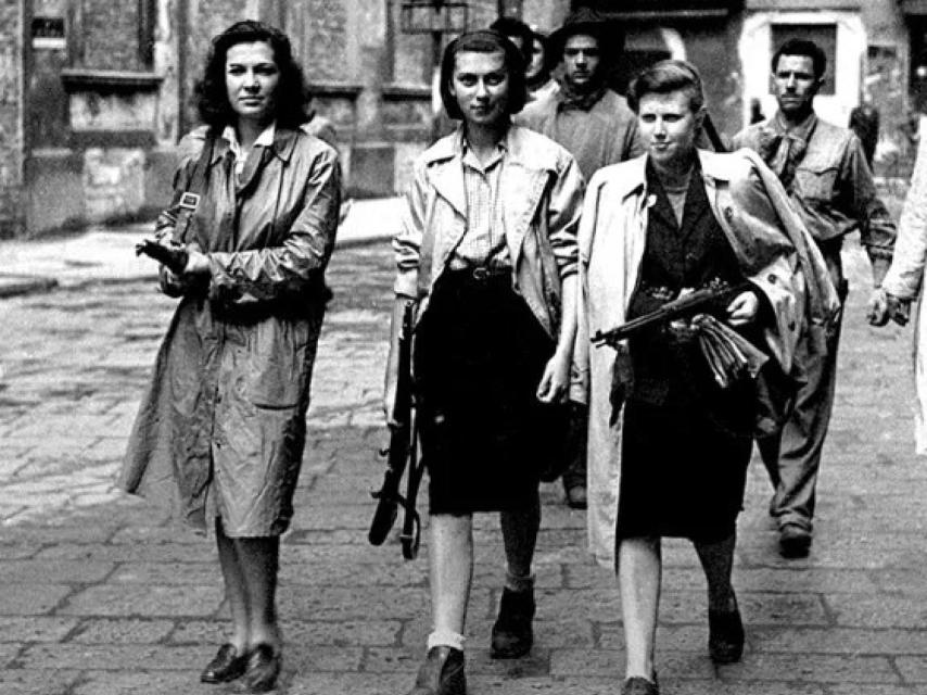 Mujeres de las SOE