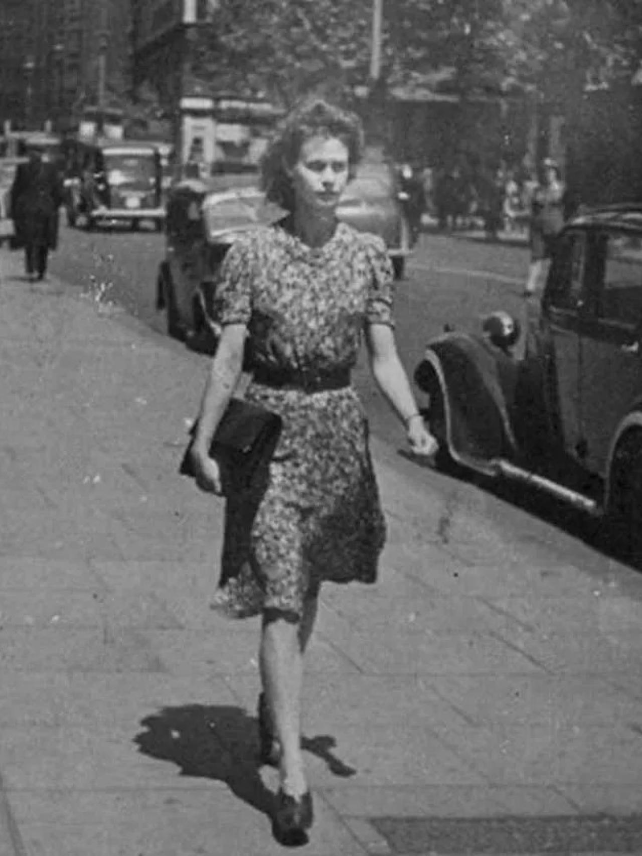Phyllis Latour