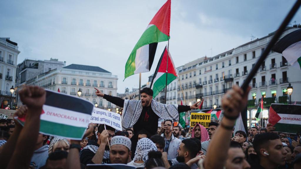 Los manifestantes en la Puerta del Sol