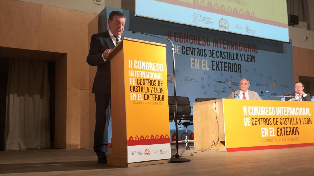 El consejero de la Presidencia, Luis Miguel González Gago, en la clausura del II Congreso Internacional de Centros de Castilla y León en el Exterior