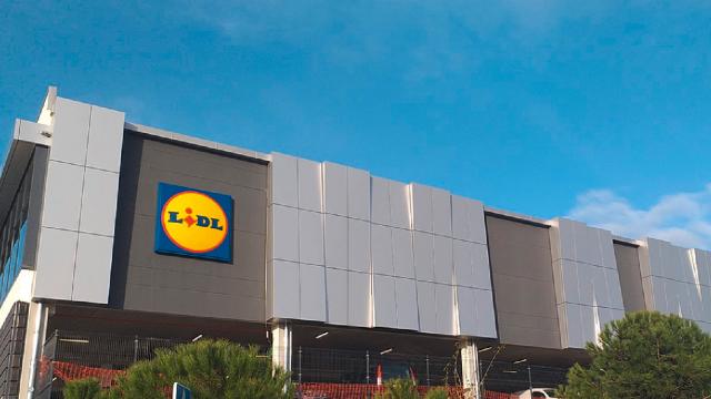 Fachada Lidl.
